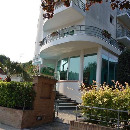 Hotel Alisei Lignano Sabbiadoro Esterno foto