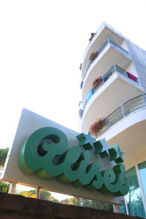 Hotel Alisei Lignano Sabbiadoro Esterno foto
