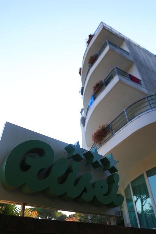 Hotel Alisei Lignano Sabbiadoro Esterno foto